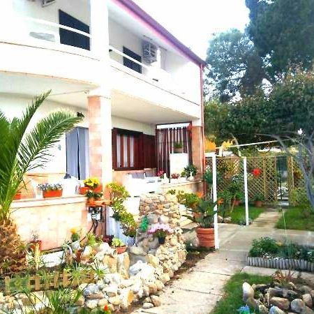 La Maddalena  B&B Da Sissi מראה חיצוני תמונה