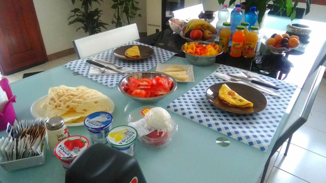 La Maddalena  B&B Da Sissi מראה חיצוני תמונה